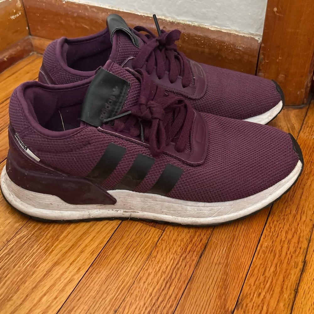Adidas Woman Running Shoes